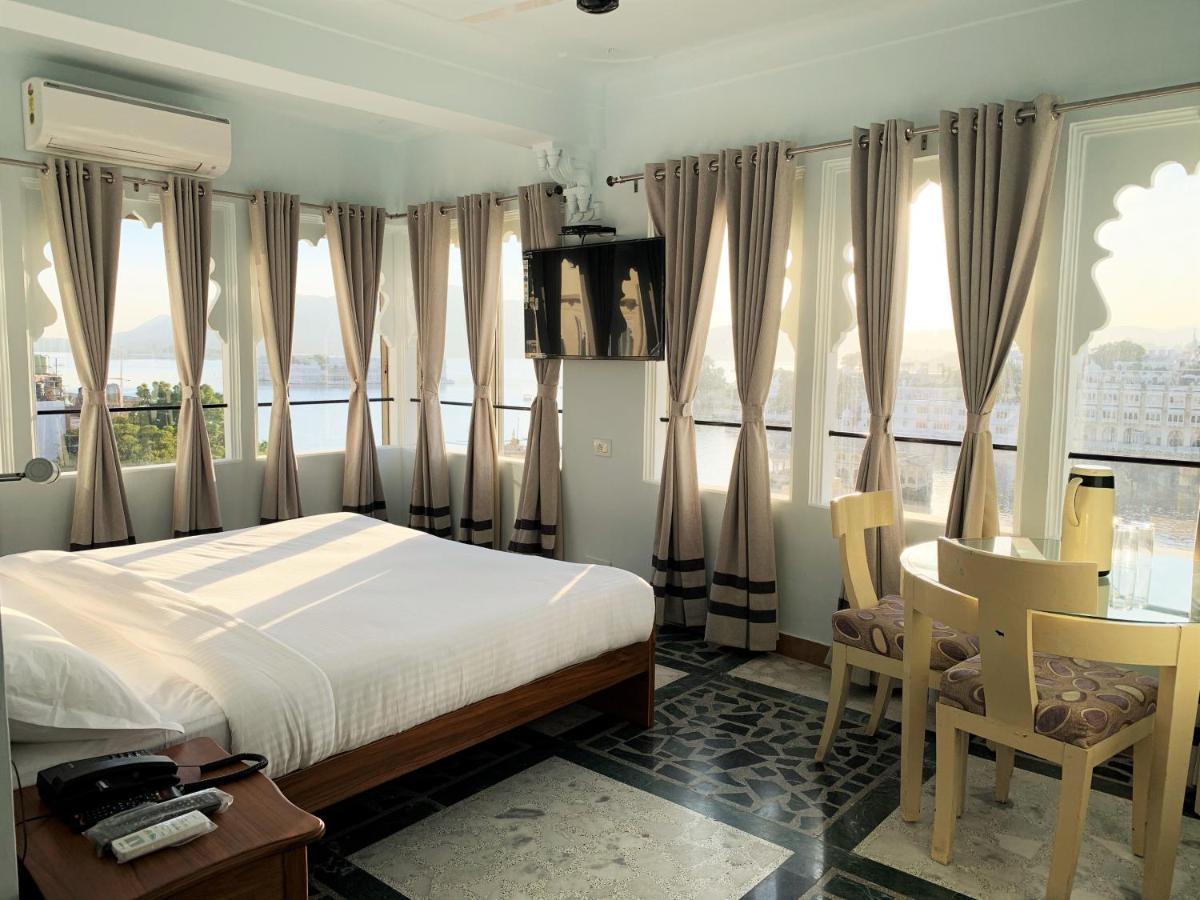 Hotel The Tiger Udaipur Kültér fotó