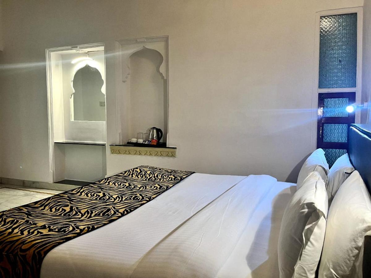 Hotel The Tiger Udaipur Kültér fotó