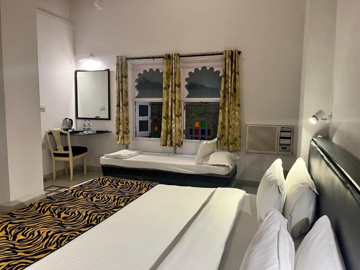 Hotel The Tiger Udaipur Kültér fotó