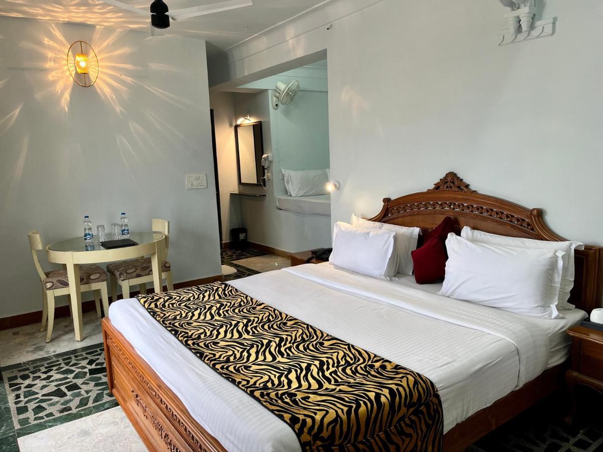 Hotel The Tiger Udaipur Kültér fotó