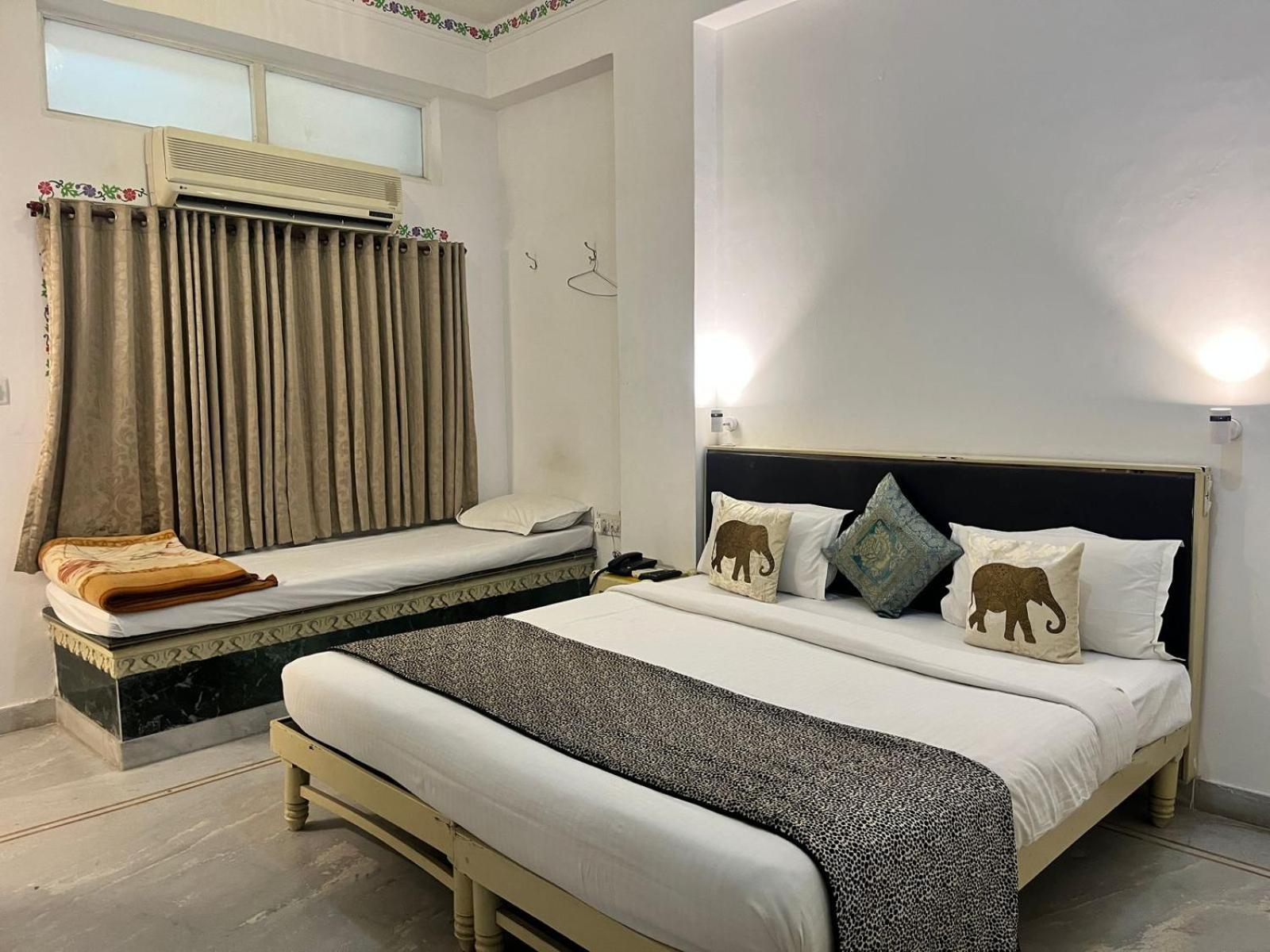 Hotel The Tiger Udaipur Kültér fotó