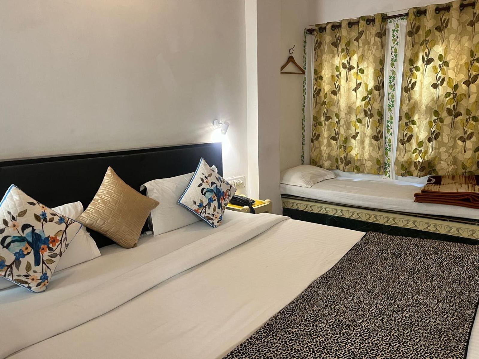 Hotel The Tiger Udaipur Kültér fotó