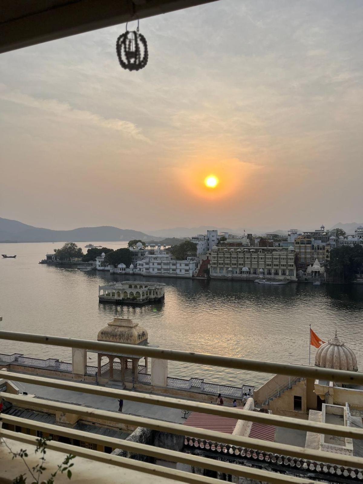 Hotel The Tiger Udaipur Kültér fotó