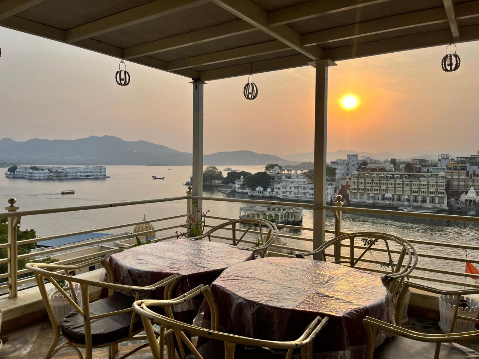 Hotel The Tiger Udaipur Kültér fotó