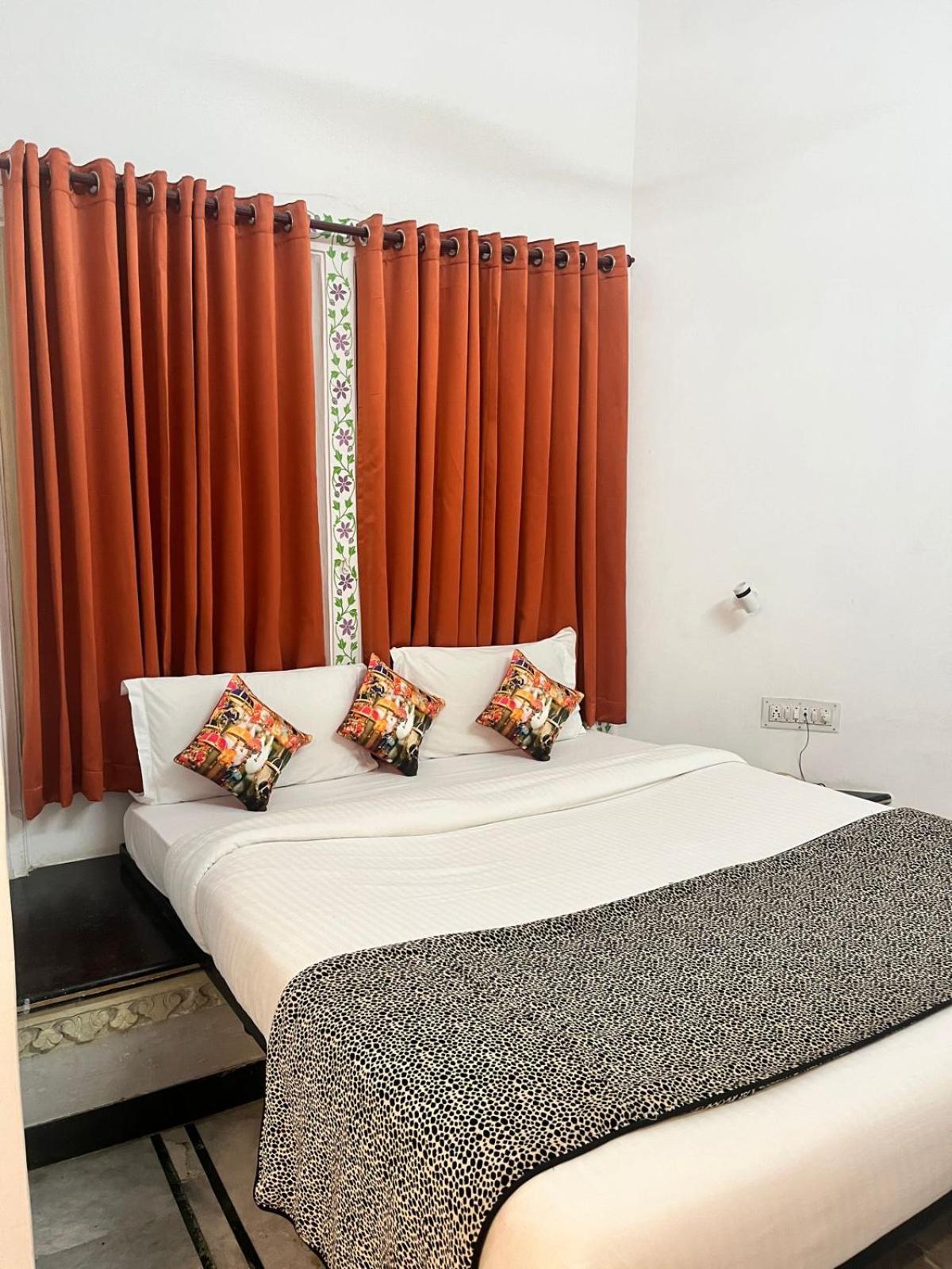Hotel The Tiger Udaipur Kültér fotó