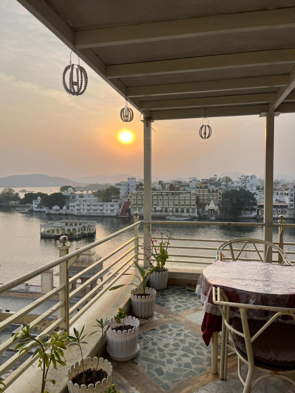 Hotel The Tiger Udaipur Kültér fotó