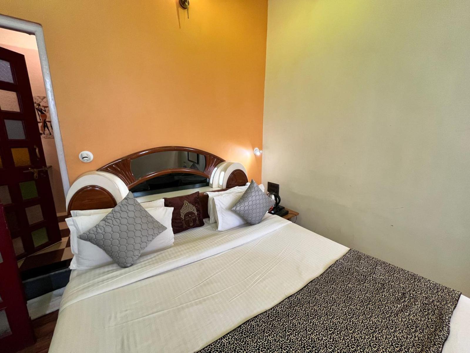 Hotel The Tiger Udaipur Kültér fotó
