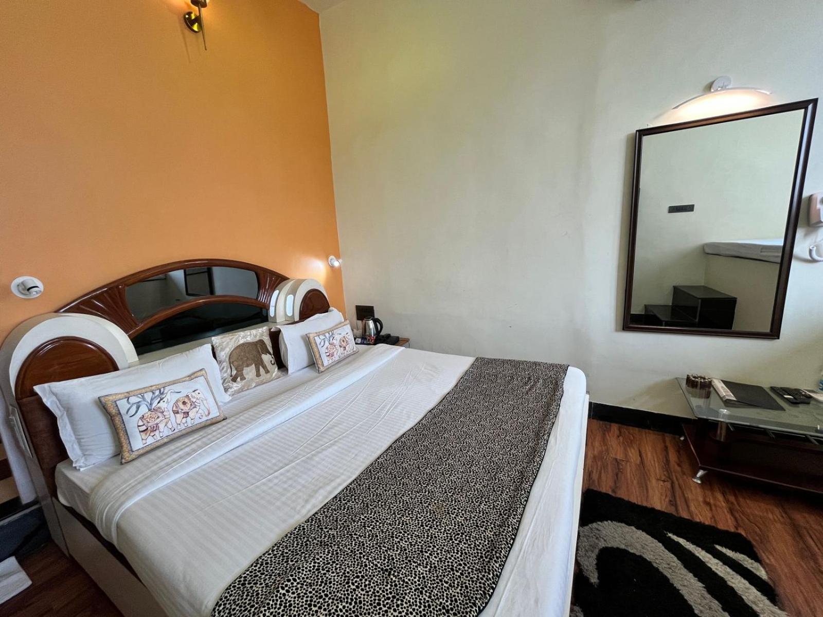 Hotel The Tiger Udaipur Kültér fotó